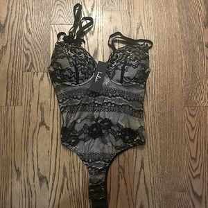 Lulus Black Lace Bustier Bodysuit - XS